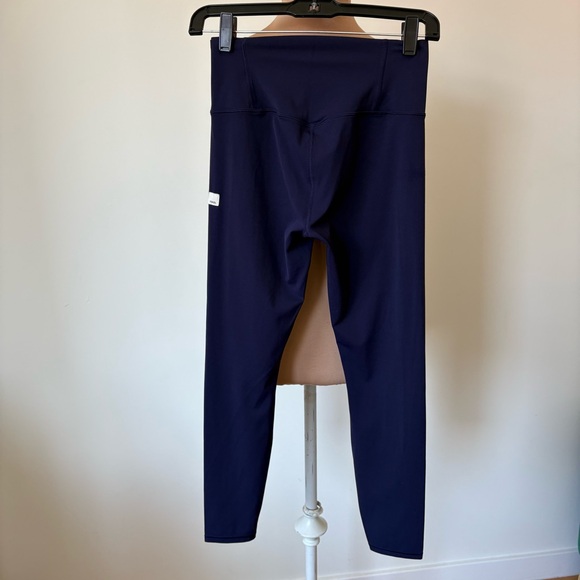Vuori AllTheFeels High Rise Bliss Blend Jet Blue 7/8 Leggings EUC Size S #VW4018 - Picture 7 of 11